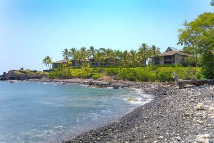 He'eia Bay Adjacent to Kanaloa at Kona