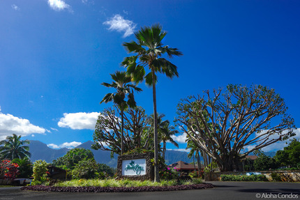 Entry to The Hanalei Bay Resort