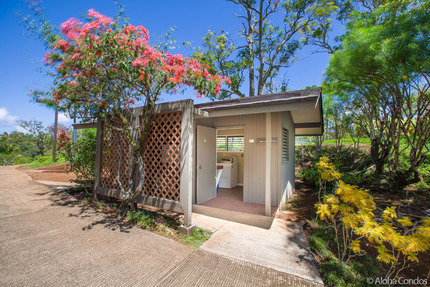 Guest Laundry Area at The Hanalei Bay Resort
