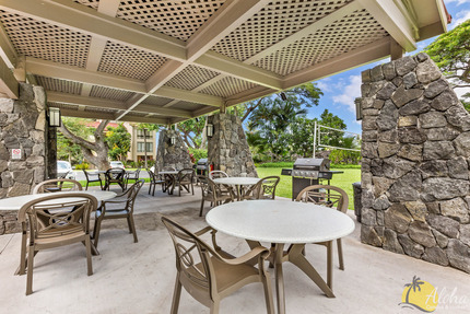 Small Pavilion at Keauhou Kona Surf and Racquet Club