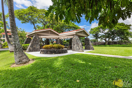 Small Pavilion at Keauhou Kona Surf and Racquet Club