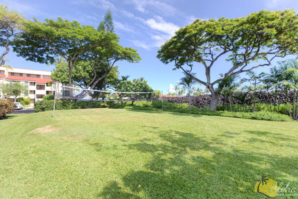 Volleyball at The Keauhou Kona Surf And Racquet Club