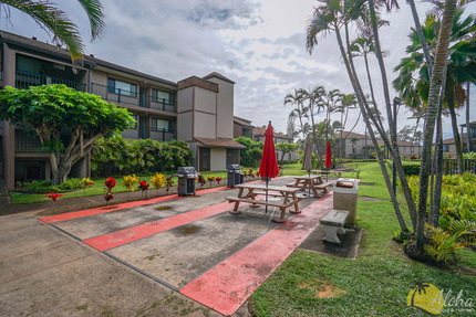 Bbq Area at Pono Kai