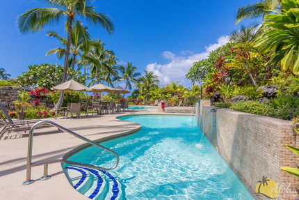 Pool at Keauhou Resort