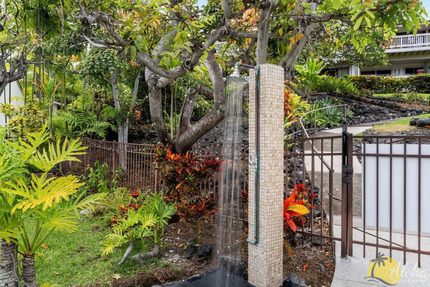 Pool at Keauhou Resort