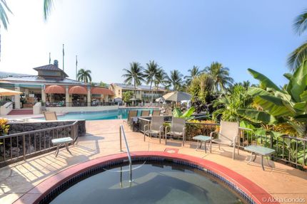 Lower Spa/Jacuzzi at The Kona Coast Resort