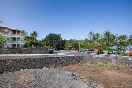 View South of The Beach Villas at Kahalu'u