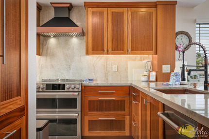 Kitchen - Fully Remodeled 2023