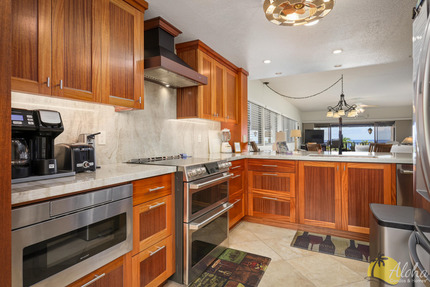 Kitchen - Fully Remodeled 2023