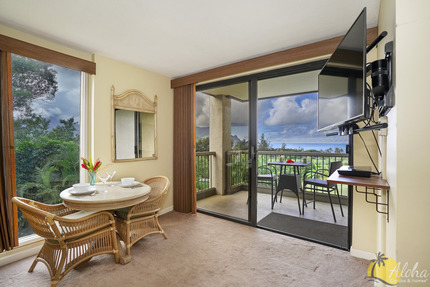 Second Bedroom Sitting Area 