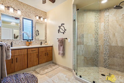 Spa Master Bathroom w/Rain Shower